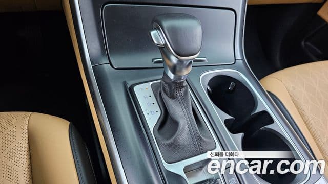 Kia Carnival 2022 — Şəkil 9/20