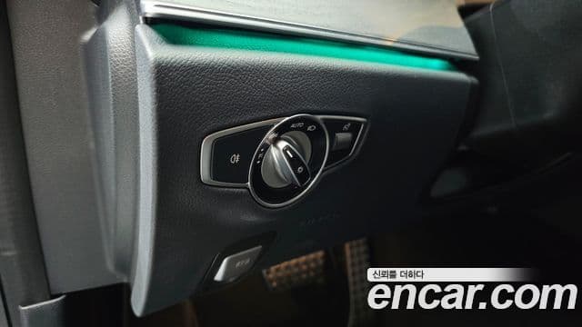 Mercedes-Benz CLS-Class 2021 — Photo 3/33