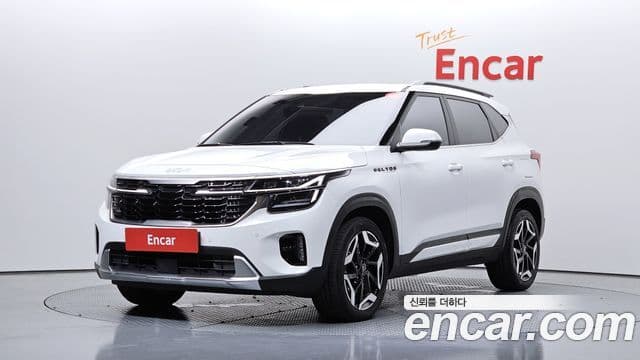 Kia Seltos 2023 — ფოტო 1/20