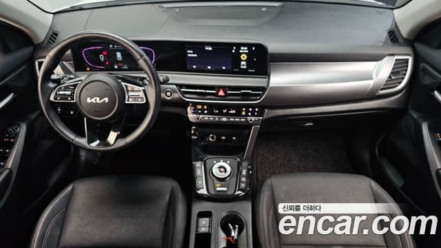 Kia Seltos 2023 — ფოტო 7/20