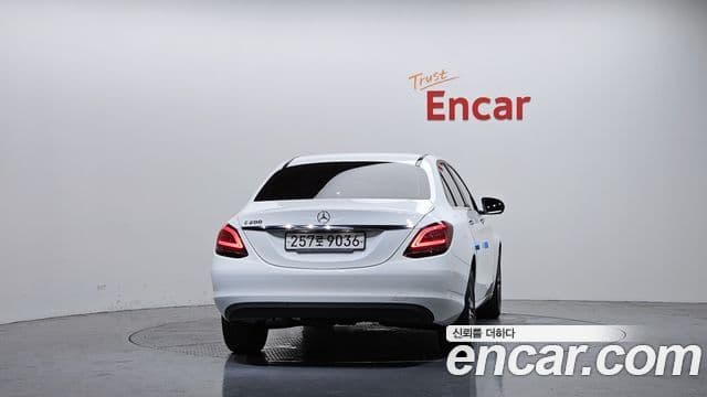 Mercedes-Benz C-Class 2020 — Şəkil 4/20