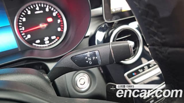 Mercedes-Benz C-Class 2020 — Şəkil 9/20