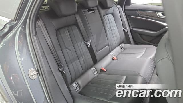 Audi A6 2020 — ფოტო 16/30
