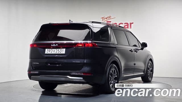 Kia Carnival 2023 — Şəkil 2/20