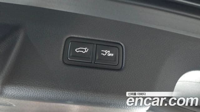 Kia Carnival 2023 — Şəkil 17/20
