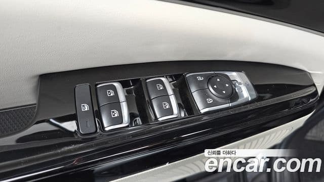 Kia Carnival 2023 — Şəkil 19/20