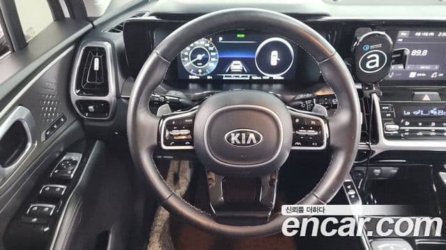 Kia Sorento 2021 — Фото 13/20