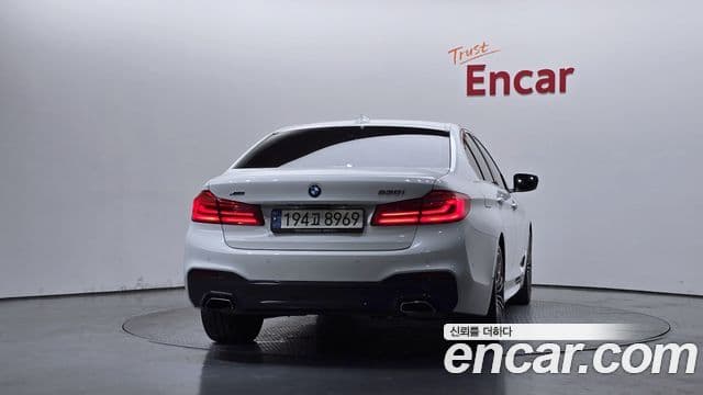 BMW 5 Series 2018 — Şəkil 3/20