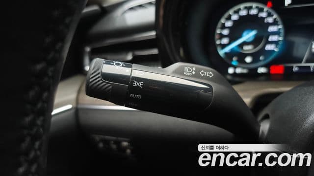 Kia K5 2022 — Şəkil 17/20