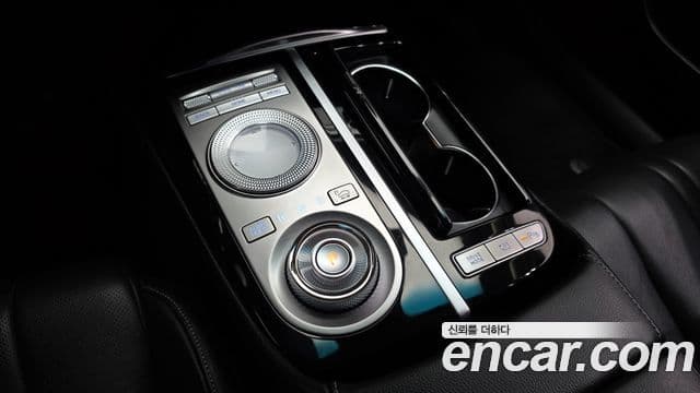 Genesis G80 2021 — Photo 19/20