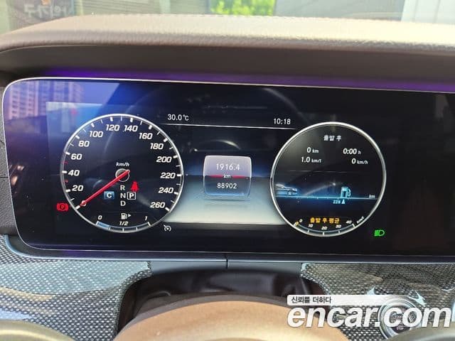 Mercedes-Benz CLS-Class 2019 — Şəkil 17/20