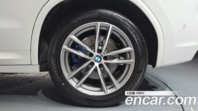 BMW X3 2018 — Photo 1/34