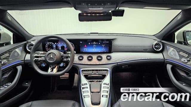 Mercedes-Benz AMG GT 2025 — Фото 6/18