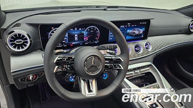 Mercedes-Benz AMG GT 2025 — Фото 12/18