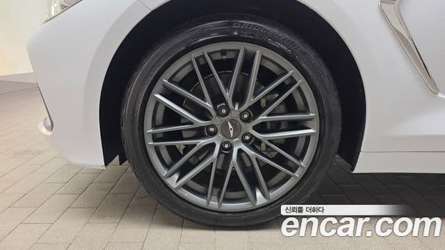 Genesis G70 2018 — Şəkil 5/20
