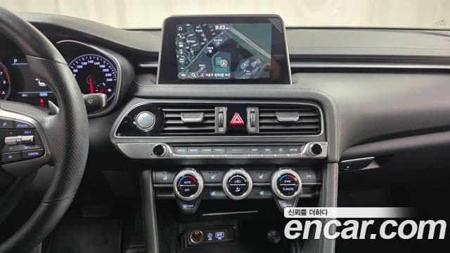 Genesis G70 2018 — Şəkil 13/20
