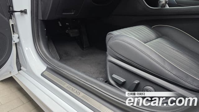 Genesis G70 2018 — Şəkil 16/20