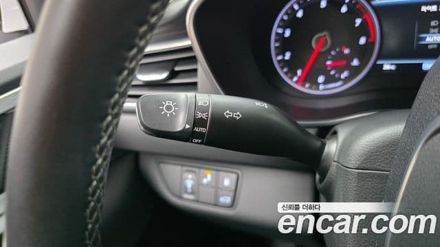 Genesis G70 2018 — Photo 24/30