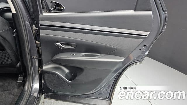 Hyundai Tucson Hybrid 2022 — Photo 24/30