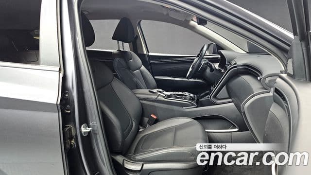 Hyundai Tucson Hybrid 2022 — Photo 29/30