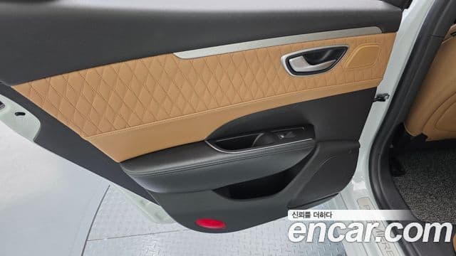 Renault Samsung SM6 2022 — ფოტო 2/34