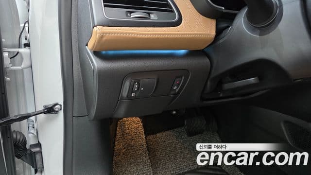 Renault Samsung SM6 2022 — ფოტო 14/34