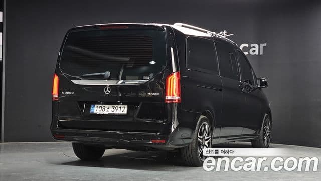 Mercedes-Benz V-Class 2021 — ფოტო 2/20