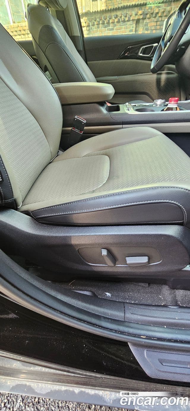 Kia Carnival 2024 — Фото 11/15