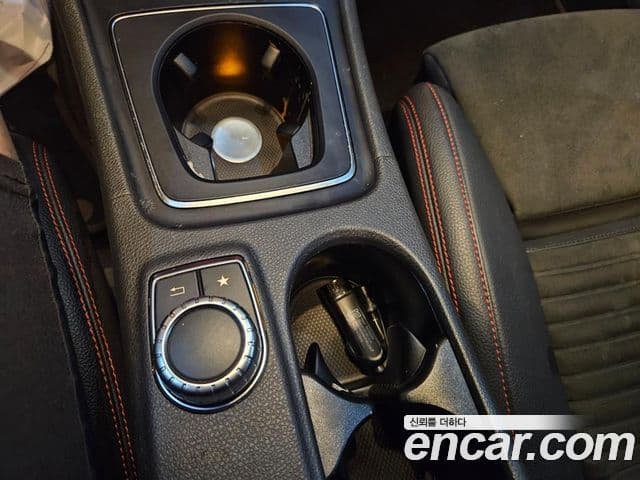 Mercedes-Benz CLA-Class 2018 — Фото 19/20