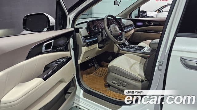 Kia Carnival 2022 — ფოტო 8/20