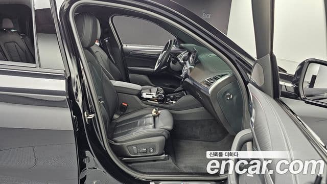 BMW X4 2025 — Photo 14/30
