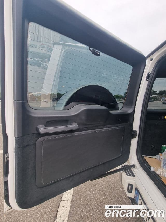 Mercedes-Benz G-Class 2022 — ფოტო 18/19