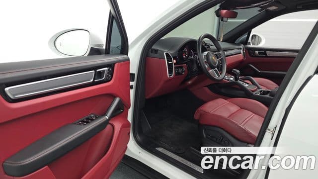 Porsche Cayenne 2023 — Şəkil 10/20