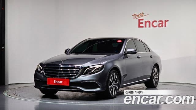 Mercedes-Benz E-Class 2019 — Şəkil 1/20