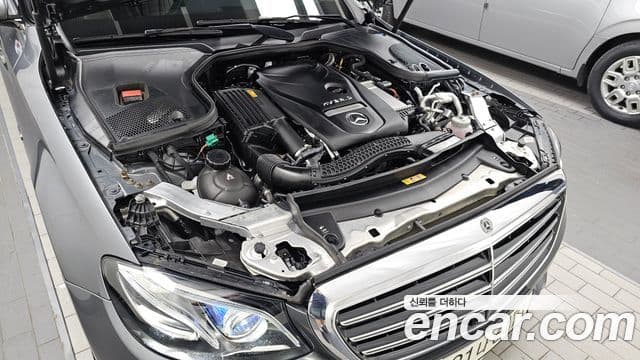Mercedes-Benz E-Class 2019 — Şəkil 6/20