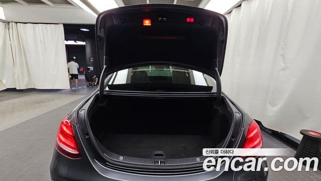 Mercedes-Benz E-Class 2019 — Şəkil 20/20