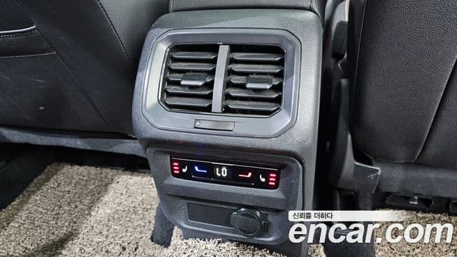 Volkswagen Tiguan Allspace 2022 — Şəkil 18/20