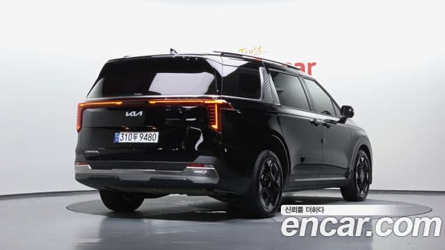 Kia Carnival 2024 — Фото 2/20