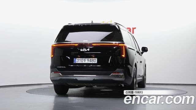 Kia Carnival 2024 — Фото 4/20