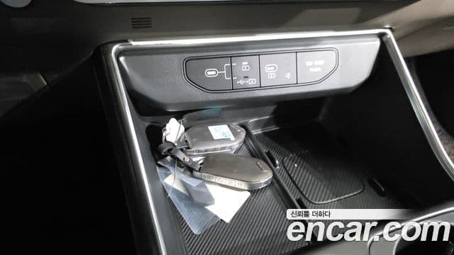 Kia Carnival 2024 — Photo 8/31