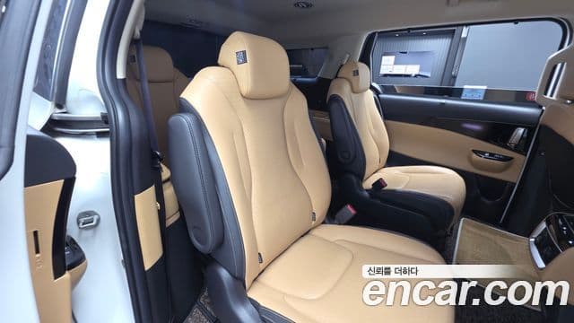 Kia Carnival 2021 — Şəkil 11/20