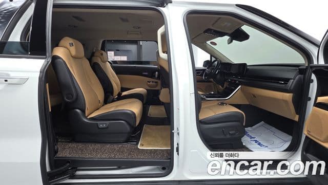Kia Carnival 2021 — Şəkil 12/20