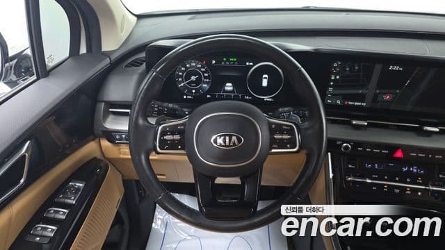 Kia Carnival 2021 — Фото 14/20
