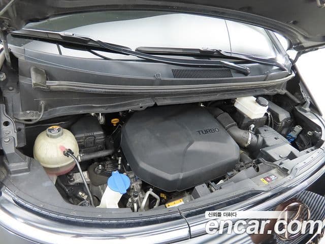 Hyundai Staria 2022 — Фото 19/20