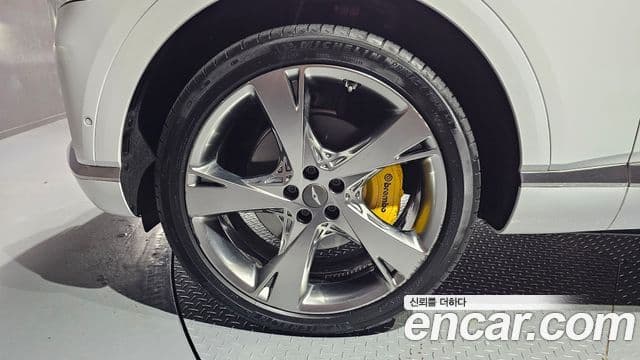 Genesis GV80 2020 — ფოტო 5/20