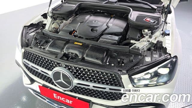 Mercedes-Benz GLE-Class 2023 — ფოტო 6/20