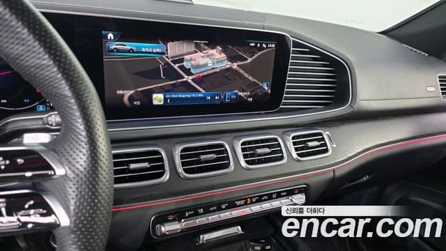 Mercedes-Benz GLE-Class 2023 — ფოტო 15/20