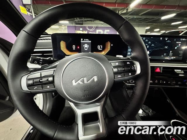Kia K5 2026 — ფოტო 6/16