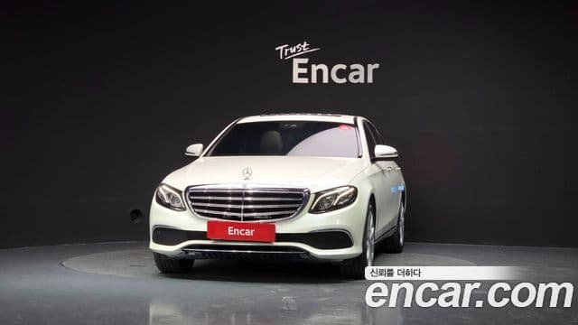 Mercedes-Benz E-Class 2020 — ფოტო 2/20