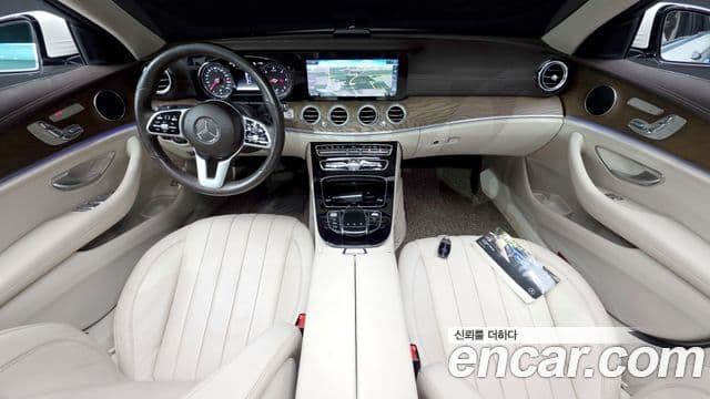 Mercedes-Benz E-Class 2020 — ფოტო 6/20
